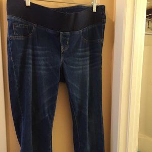 Old Navy Maternity Rockstar Super Skinny 12